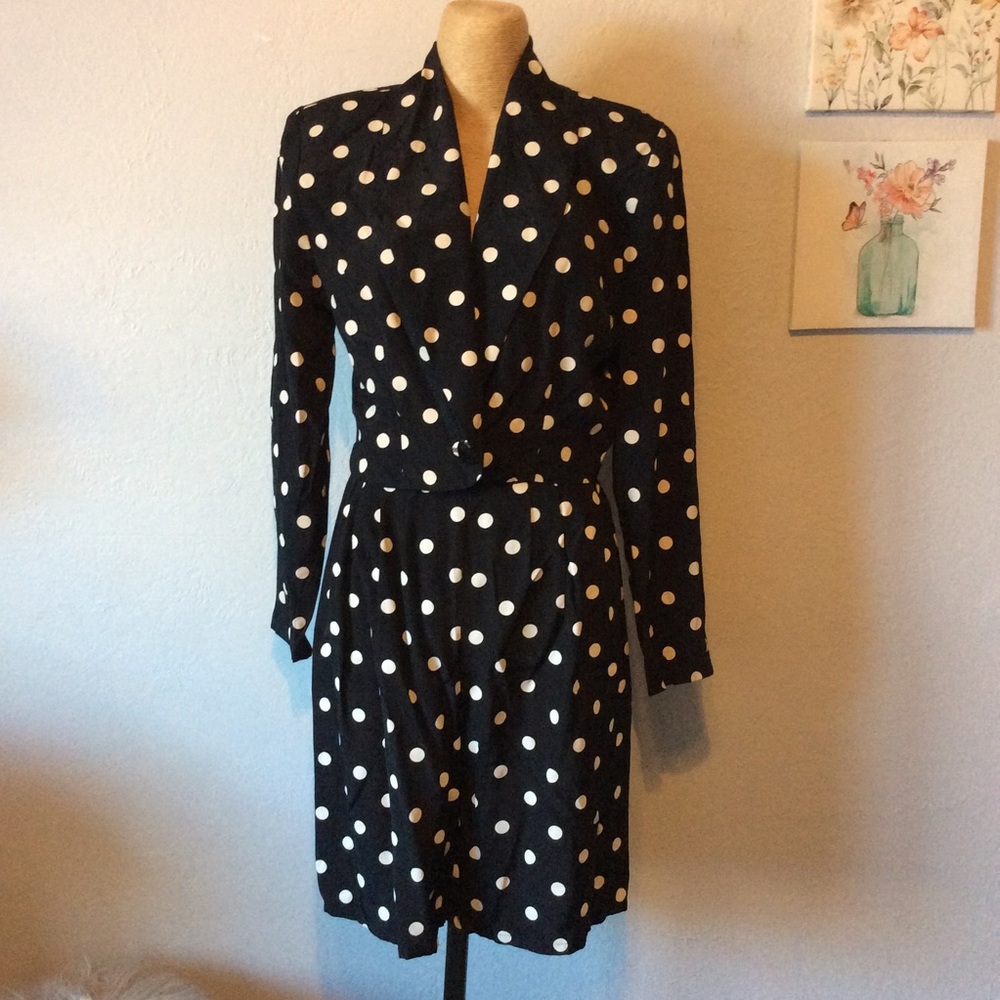 You Babes VTG Womens Black & White Polka Dots, Cropped Jacket, Short Suit Set M